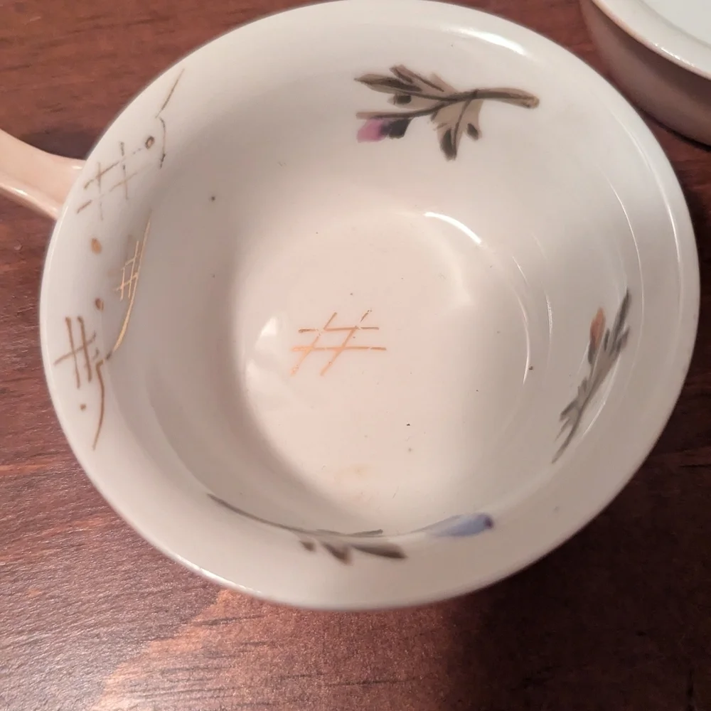 Vintage porcelain bowls pink floral hatch work